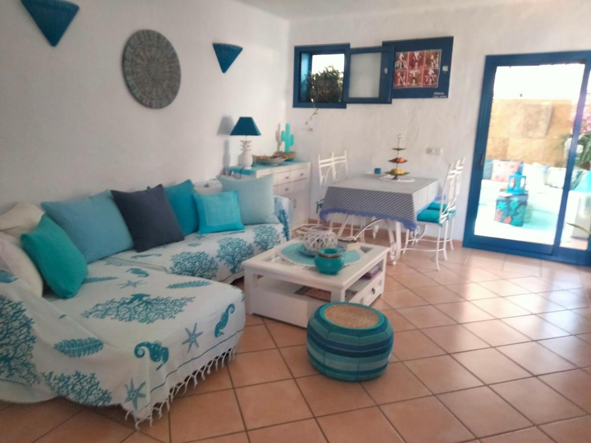 Villa Rosa meravigliosa con piscina interna Corralejo Esterno foto